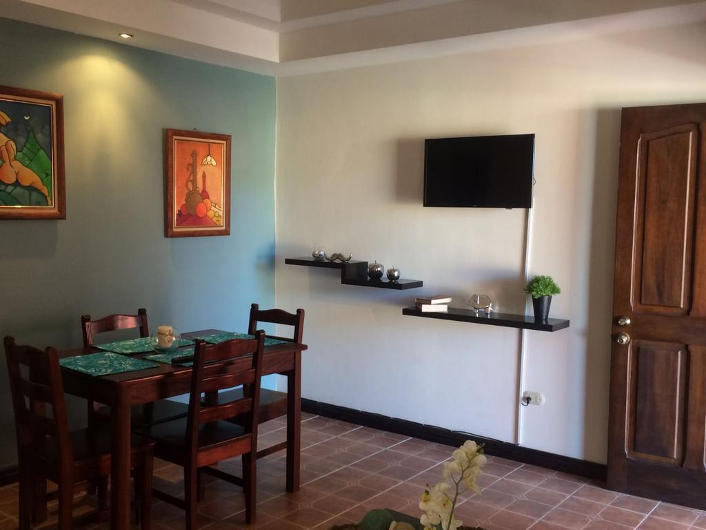 Apartotel Don Luis San Antonio De Belen Стая снимка