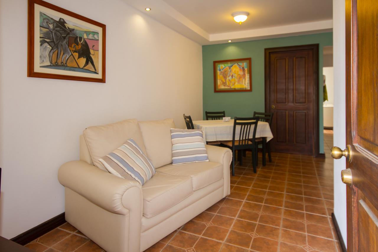 Apartotel Don Luis San Antonio De Belen Екстериор снимка